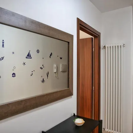 Wind Rose House - Bicamere, Parcheggio Fronte Mare Apartment Grado